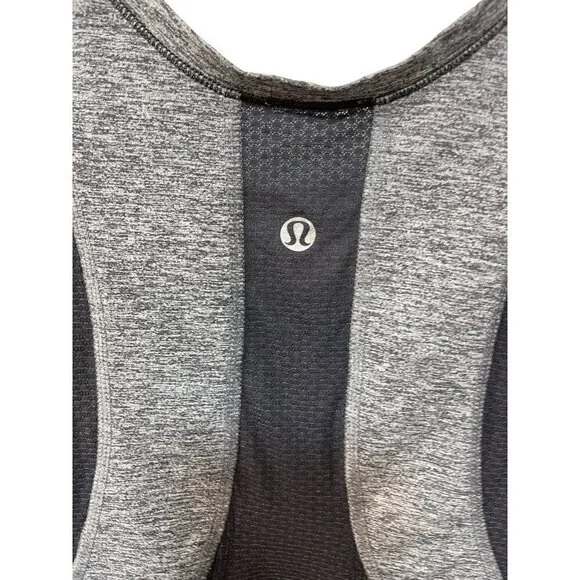 Lululemon Womens Scoop Neck Striped Stretch Knit Tank Top Gray Size 4 - Picture 3 of 4